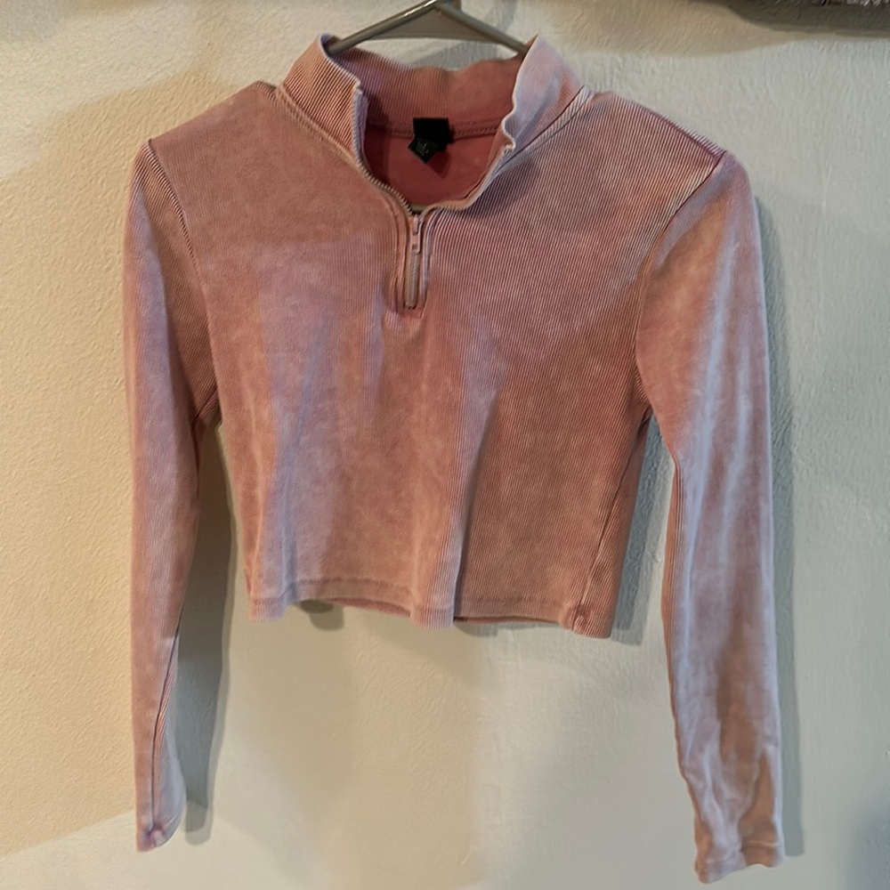 Wild fable, cropped 3/4 zip top